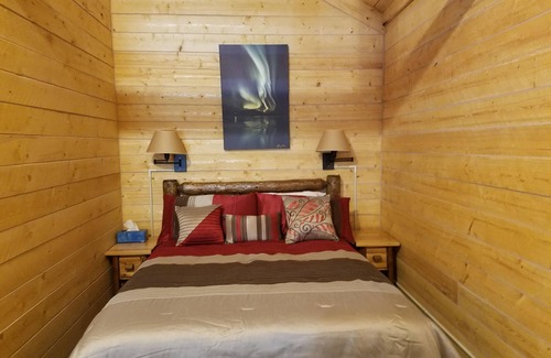 Healy Cabin | Cozy Moose Log Cabin