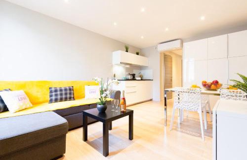 Cannes City Centre Apartment | Cozy Nest YourHostHelper