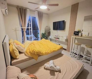 Lapu-Lapu Apartment | Cozy New Studio with Free Pool- near Airport & Beaches