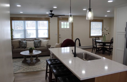 New Berlin House | Cozy, Newly Renovated Home close to All Star Village and Baseball Hall of Fame