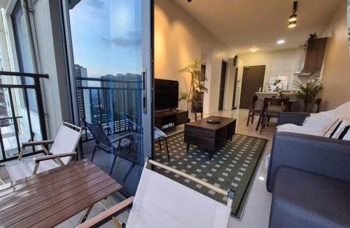 Johor Bahru Apartment | Cozy Nostalgia 2 Rooms 4 Pax - 15 min to JB Town