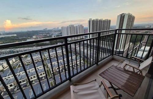 Johor Bahru Apartment | Cozy Nostalgia 2 Rooms 4 Pax - 15 min to JB Town
