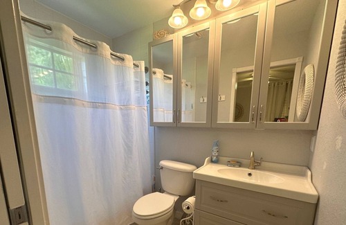 Polk City Cottage | Cozy Oasis-Charming 1 Bedroom Casita with RV Parking Available