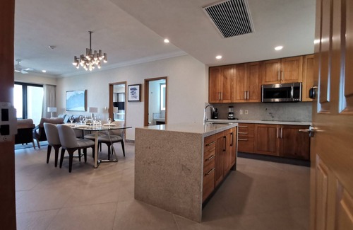 Santa Rosa Resort | Cozy Ocean Front 2 BR for holidays