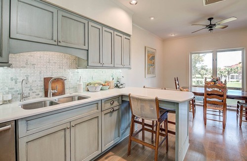 Debordieu Colony Villa | Cozy Oceanview Villa Just Steps From Beach And Pool 3 Bedroom Villa by Peace Vacations