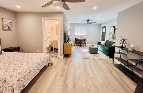Redwood City Apartment | Cozy & Peaceful Studio with Outdoor Space in Redwood City