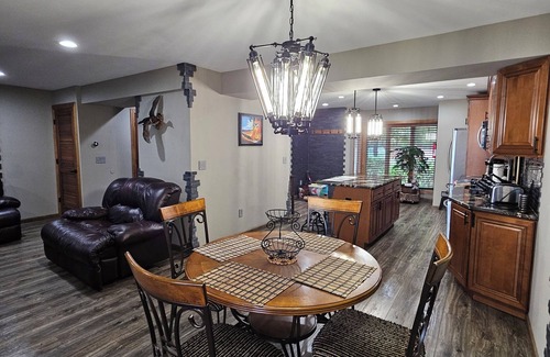 Pocono Pines House | Cozy Pinecrest Lakefront Retreat w/Deck & Kayaks