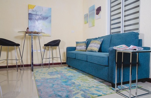 Barbican Apartment | Cozy, private & elegant apartment in Kingston's best urban center - Liguanea!