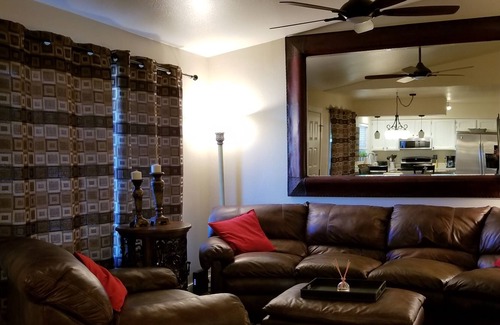 Kyrene-Superstition House | Cozy & Quaint Tempe Townhome!