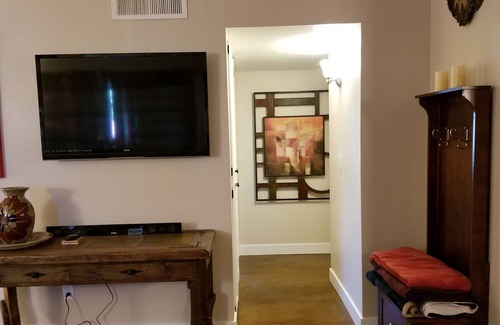 Kyrene-Superstition House | Cozy & Quaint Tempe Townhome!