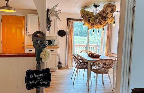 Dowagiac House | Cozy Quiet at Mill Pond Cottage