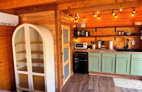 Scottsboro Cabin | Cozy retreat 10 minutes from the Nations with sauna and cold plunge