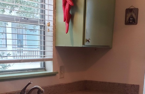 Sailhouse Condo | Cozy Retreat by the Bay!
