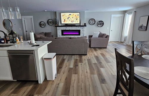 Knik-Fairview House | Cozy Retreat in beautiful Wasilla Alaska. The Last Frontier awaits you.