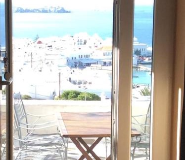 Mykonos Town Apartment | Cozy Retreat with Unbeatable Sunset in Mykonos