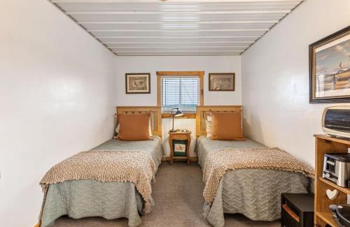 Burt County House | Cozy Riverfront Cabin in Decatur Ideal for Fishing Hunting Relaxation