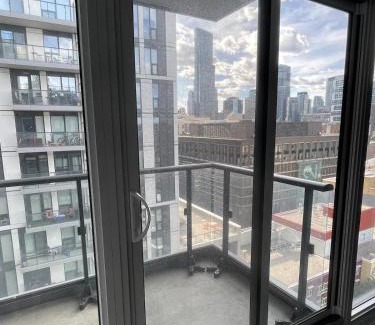 Garden District House | cozy room in a shared 2bedrooms condo