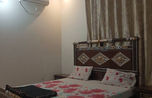 Karachi House | Cozy room with comfortable and peaceful area