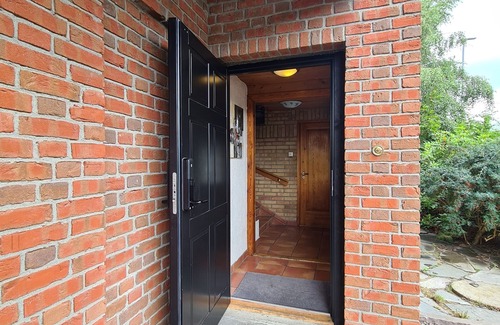 Lillestrom House | Cozy Room with Private Bath in DT Serene Villa near Oslo | Lillestrøm K4