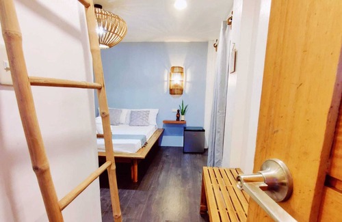 Barangay Buena Suerte Apartment | Cozy room with Private Rooftop Deck in El nido town