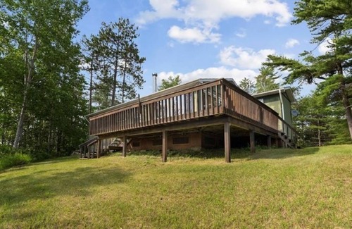 Greater Madawaska Cottage | Cozy Rustic Clost Lane Near Calabogie, ON
