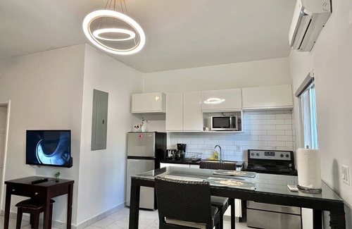 Venetian Road Settlement House | Cozy studio #2 in Venetian Road