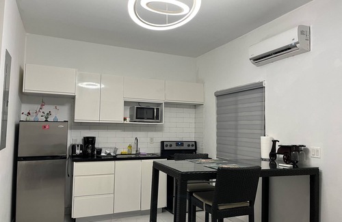 Venetian Road Settlement House | Cozy studio #2 in Venetian Road