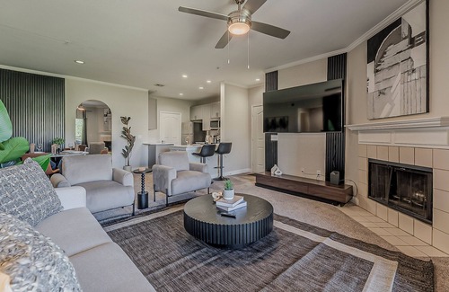 North Scottsdale Apartment | Cozy Scottsdale 2BR - 2BA/Pool/Gym/Free Parking