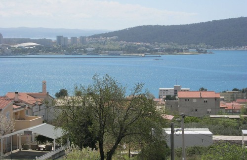 Kastel Sucurac Apartment | Cozy Sea View Apartment Marinely with big garden and BBQ