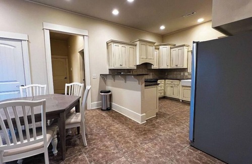 Rogers House | Cozy shotgun style house, centrally located in Northwest Arkansas.