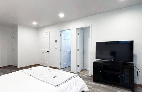 Edwards Apartment | Cozy ski retreat or summer resort near Beaver Creek/Arrowhead resort studio.