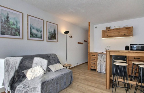 Aime Apartment | Cozy south-facing studio with balcony, near slopes, Plagne