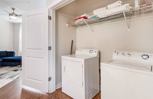 Smyrna Apartment | Cozy Spacious 1BR near Truist Park (3 mile drive)