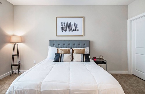 Smyrna Apartment | Cozy Spacious 1BR near Truist Park (3 mile drive)
