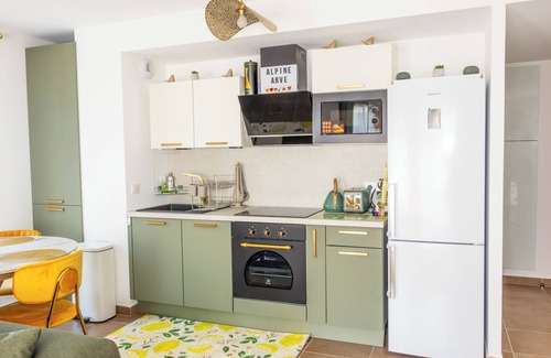 Cluses Apartment | Cozy, Spacious condo with balcony and beautiful serene mountain views.