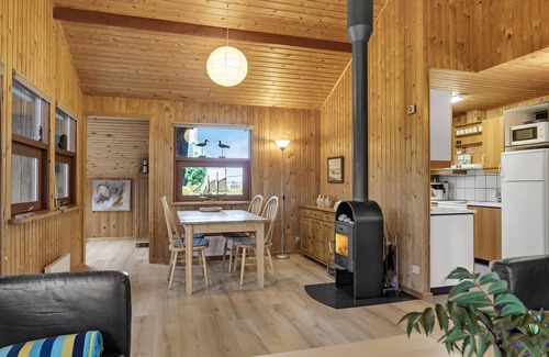 Norsminde House | Cozy, spacious cottage with sea view in charming location.