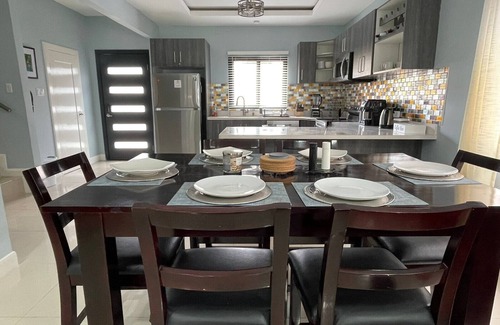 Ocho Rios House | Cozy spacious home in a quiet gated neighborhood close to popular attractions