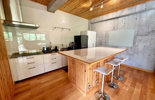 Akiruno House | Cozy spacious suite by the creek/Tateya vacation 120