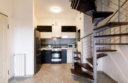 Siena Apartment | Cozy Stay in Colonna San Marco with View