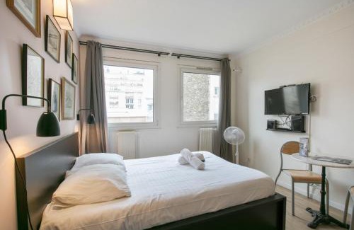 Grenelle Apartment | Cozy studio 10 min from Eiffel Tower Invalides Beaugrenelle