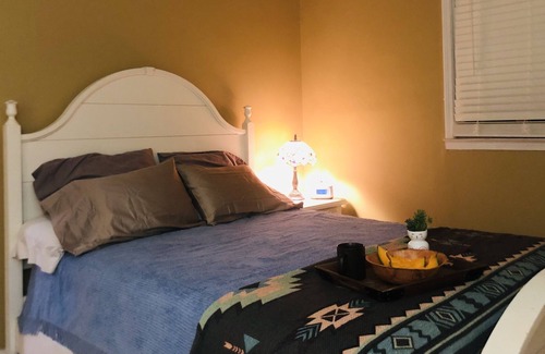 Conway Apartment | Cozy studio, 25 minutes to beaches/4.3 miles to CCU