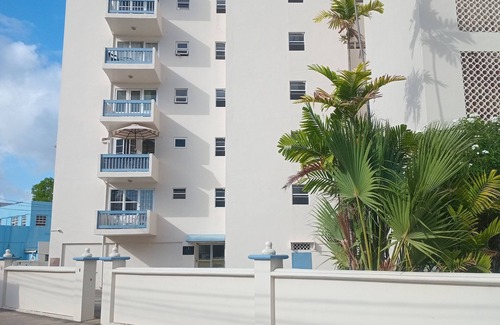 Hastings Apartment | Cozy Studio apartment in charming Bridgetown with AC -Apartment 3D