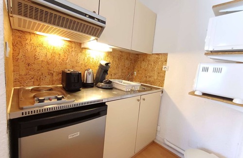 Pla d'Adet Apartment | Cozy Studio Cabine for 6 at Pla d'Adet - Balcony, Parking, Ski Locker