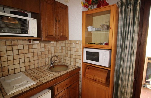 Auris Apartment | Cozy studio cabin for 3 at the foot of Auris en Oisans slopes