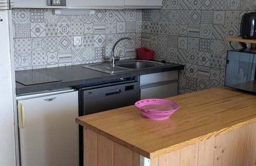 Orcieres-Merlette Apartment | Cozy Studio for 4 in Orcières Merlette – Close to Slopes and Sports Center, South-Facing Balcony