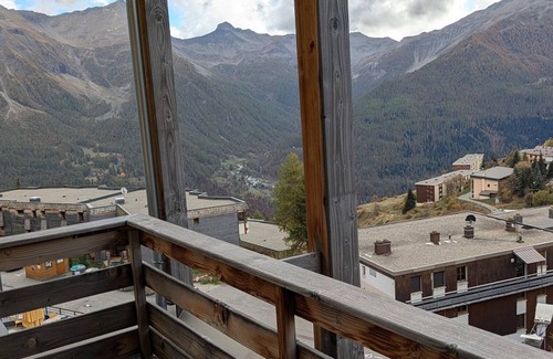 Orcieres-Merlette Apartment | Cozy Studio for 5 with Balcony & Ski-in/Ski-out Access in Orcières - WiFi, Near Sports Complex