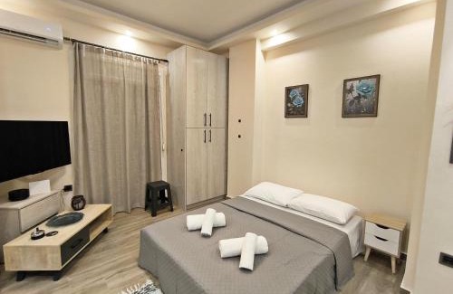 Piraeus Apartment | Cozy studio for 2 persons near Piraeus port