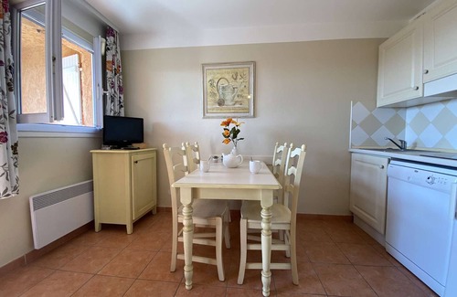 Les Issambres Apartment | Cozy Studio in Les Issambres (4 Guests) - Garden, Pool, Tennis, Parking, Near Beach!