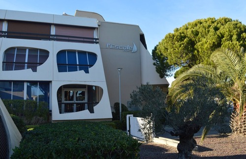Le Grau-Du-Roi Apartment | Cozy studio in Port Camargue for 4 people