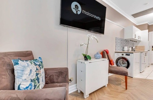 Brisbane Central Business District Apartment | Cozy Studio near Central Station CBD Anzac Square